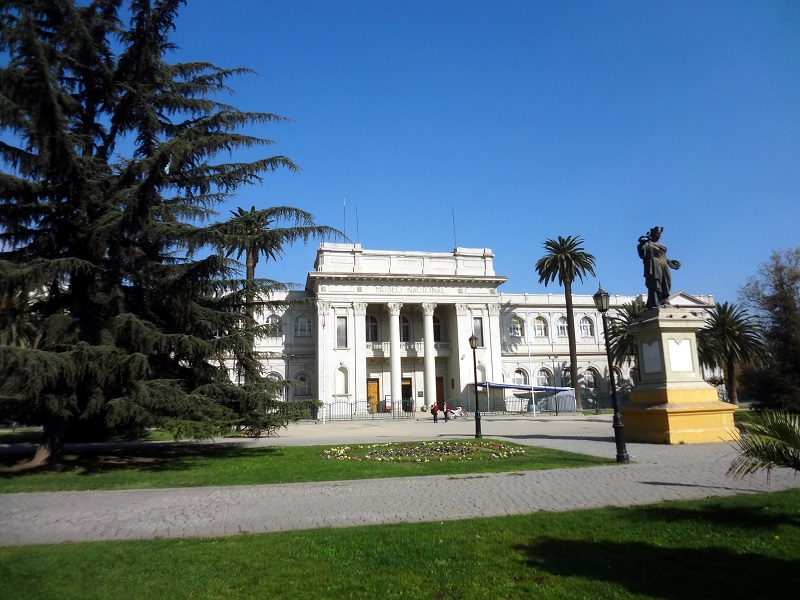Frontis Museo Nacional de Historia Natural