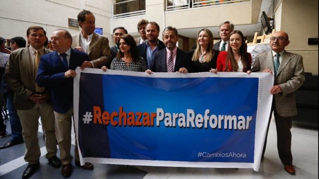 Hoy en día la campaña #RechazarParaReformar dentro de Renovación Nacional es mayoría y sigue ganando adeptos. No obstante, distinta es la posición de la Juventud RN, en donde su Directiva Nacional se manifestó en favor del 'Apruebo'. Foto: Comité RN.