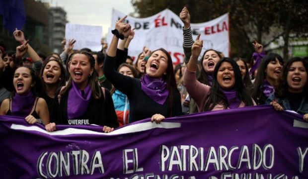 En el marco del Día Internacional de la Mujer, la Coordinadora Feminista 8M convocó para el pasado 8 de marzo una gran huelga general feminista, con intervenciones a lo largo de todo el país. Foto: Agencia UNO.