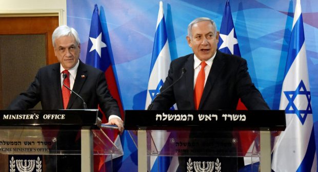 En 2019, en la visita de Sebastian Piñera en Israel con su homologo, Benjamin Netanyahu, el Gobierno de Chile y el Israeli National Ciber Directorate (INCD) firmaron un Memorandu de Entendimiento en Ciberseguridad. Foto: Presidencia.