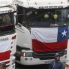 Santiago, 26 de abril de 2022.
Fin paro camioneros en Paine en el km 41 desocupan la ruta 5 sur por ambos lados.
Juan Eduardo Lopez/Aton Chile