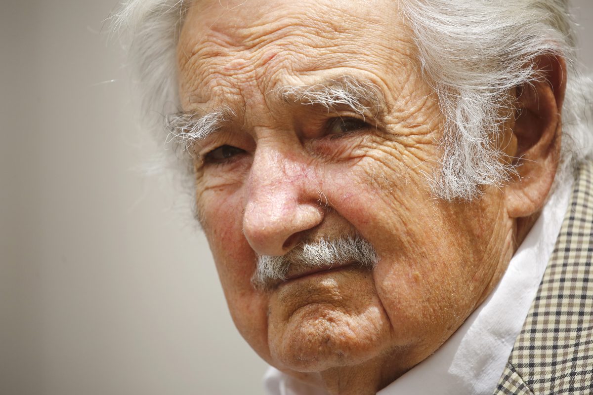 Santiago, 6 diciembre 2022.
El Presidente Gabriel Boric se reúne con el exmandatario de Uruguay, José Mujica, en el Palacio de La Moneda.
Jonnathan Oyarzun/Aton Chile