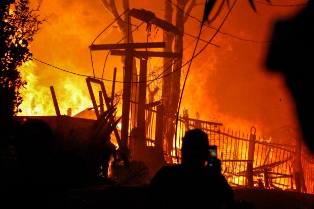 Vina del Mar, 23 de Diciembre de 2022
Mega Incendio  arrasa con viviendas en el sector alto de Viña del Mar
Cristobal Basaure/Aton Chile
