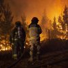 Quillon, 7 de Febrero 2023.
Bomberos de todo el pais combatieron los incendios forestales toda la noche en Quillon.
Marcelo Hernandez/ Aton Chile