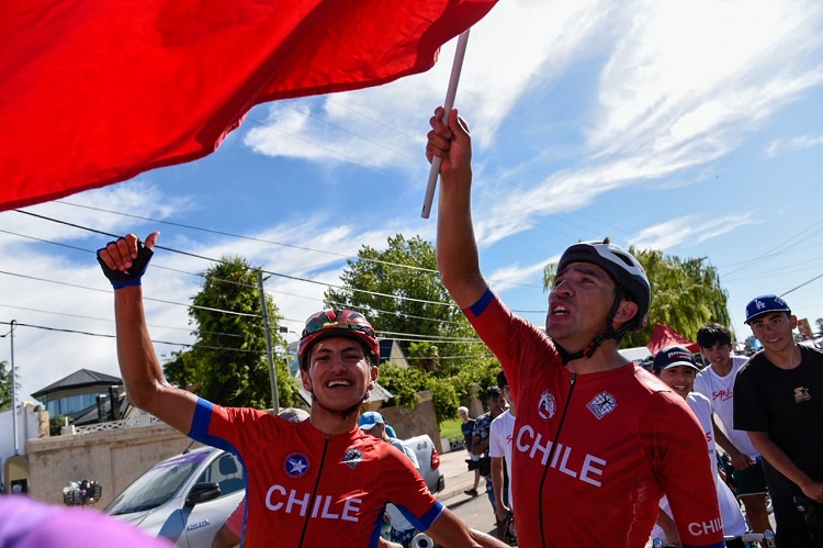 la selección chilena de ciclismo de ruta cumplió una destacada actuación en San Juan.