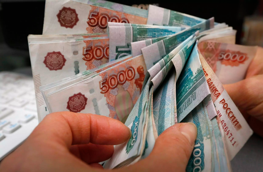 Rublos rusos. REUTERS/Ilya Naymushin