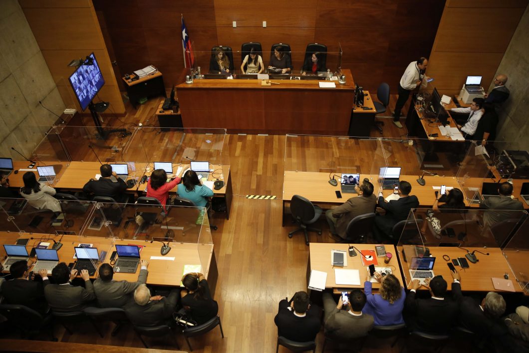 Santiago, 13 de febrero de 2023
Tras ocho años de investigación, se lleva a cabo el primer día del juicio oral por el caso SQM.
Juan Eduardo Lopez/Aton Chile