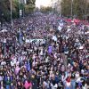 Santiago, 8 marzo 2022.
Marcha en conmemoración del día internacional de la mujer.Miles de mujeres marchan por la Alameda desde plaza Italia a Plaza Echaurren.
Marcelo Hernandez/Aton Chile