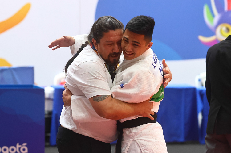 Judo: Johann Herrera (a la derecha), de La Pintana. Participa en el club de judo Carmen Herrera, de San Ramón (foto: Copachi)