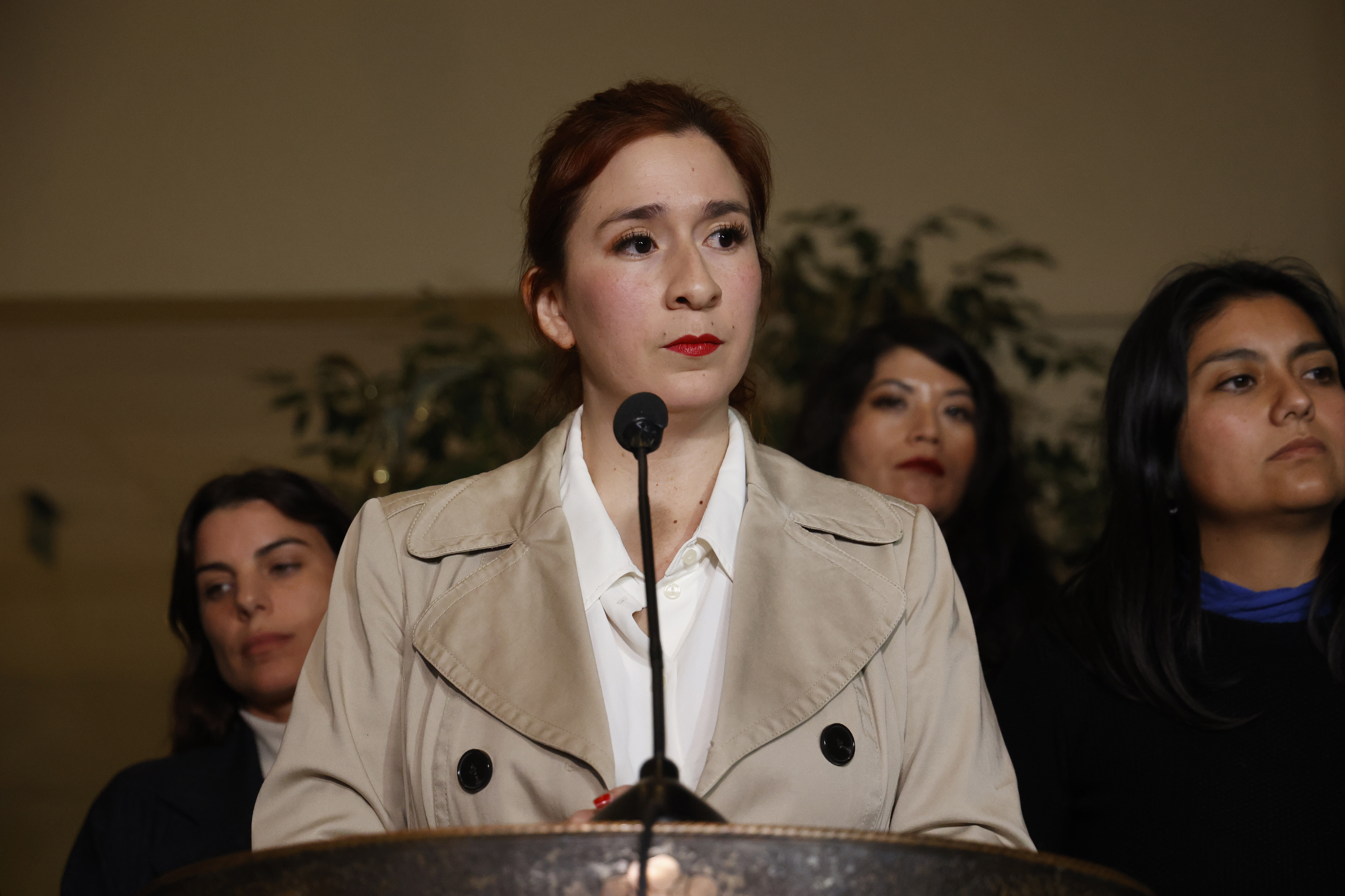 Valparaiso, 19 de junio de 2023.
La diputada Catalina Perez ofrece un punto de prensa en la Camara de Diputados.
Raul Zamora/Aton Chile