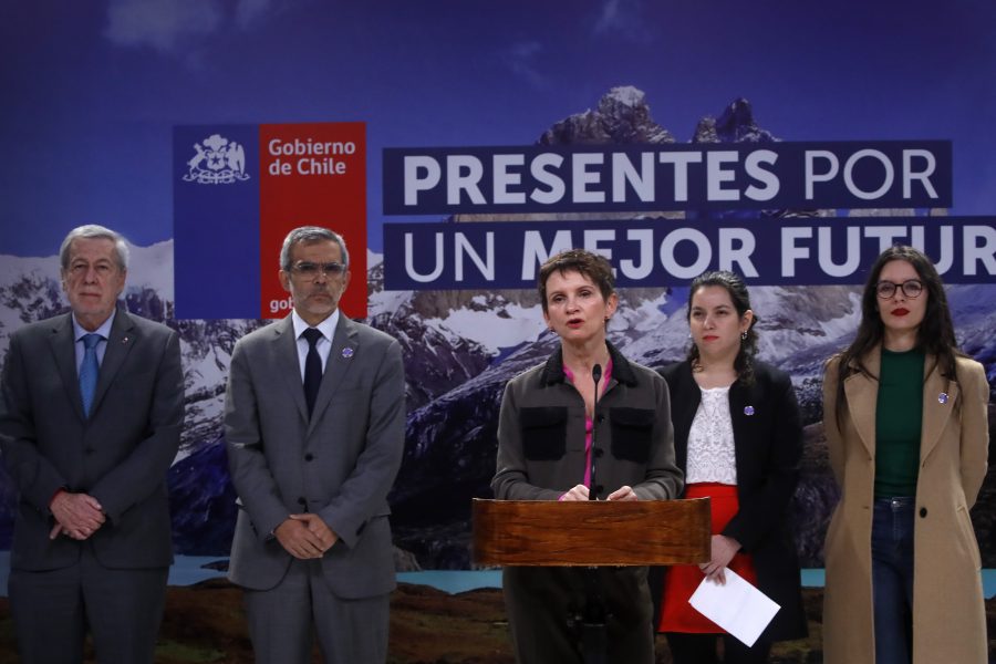 Santiago, 7 de julio de 2023
Ministros realizan voceria luego del consejo de Gabinete.
Jonnathan Oyarzun/Aton Chile