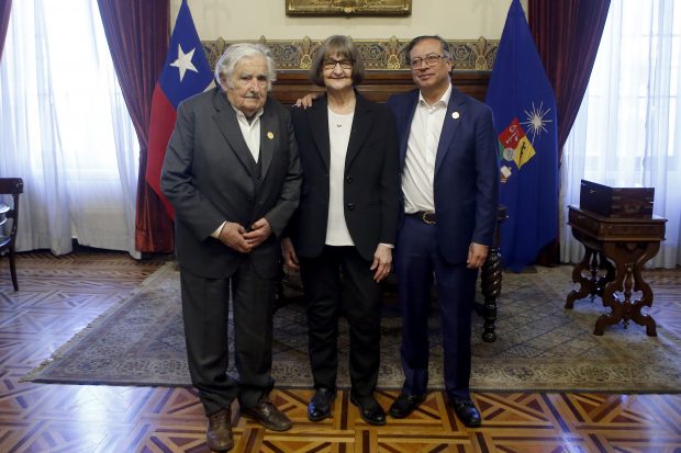 Rectora Petro Mujica