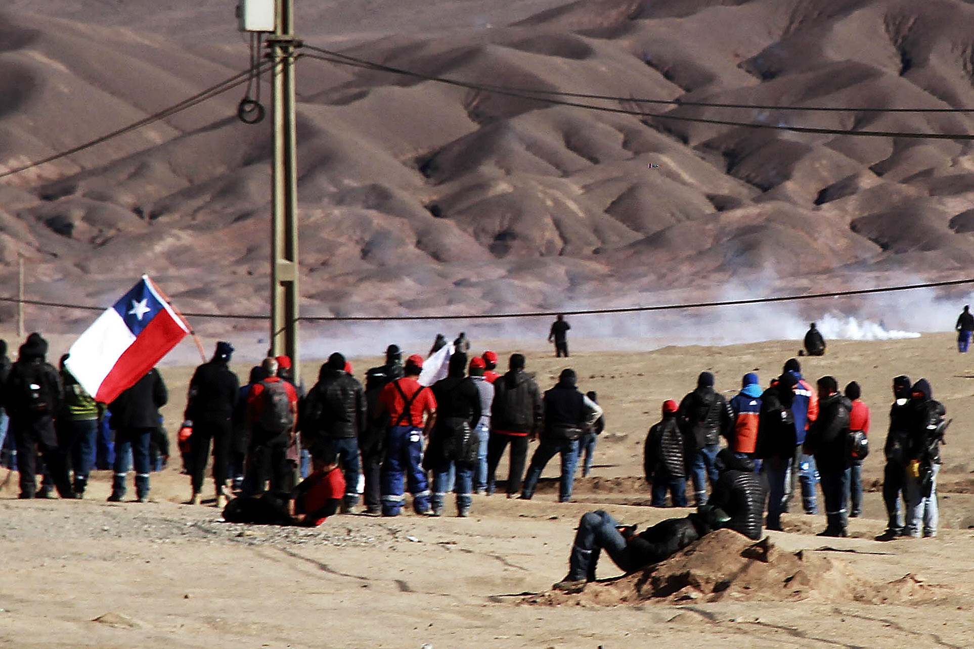 Antofagasta 1 Marzo 2017
Trabajadores de Minera Escondida protestan en la ruta 5, sector la negra.
Carlos Garcia/Aton Chile