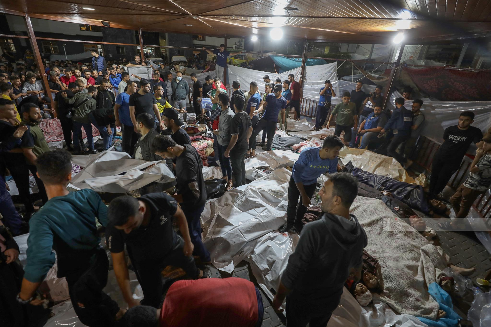 Cientos de muertos y heridos tras bombardeo al Hospital Bautista de Gaza. Imagen de AFP.