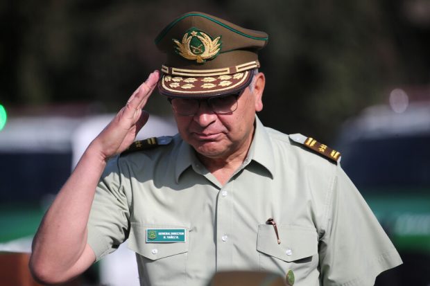 ¿Mantener o remover al general Yáñez?: el dilema que divide a las filas oficialistas