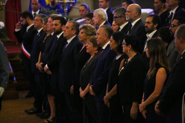 Autoridades de Gobierno y expresidente de la República en el funeral de Sebastián Piñera.