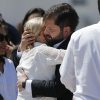 Presidente Gabriel Boric abraza a la viuda de Sebastián Piñera, Cecilia Morel.