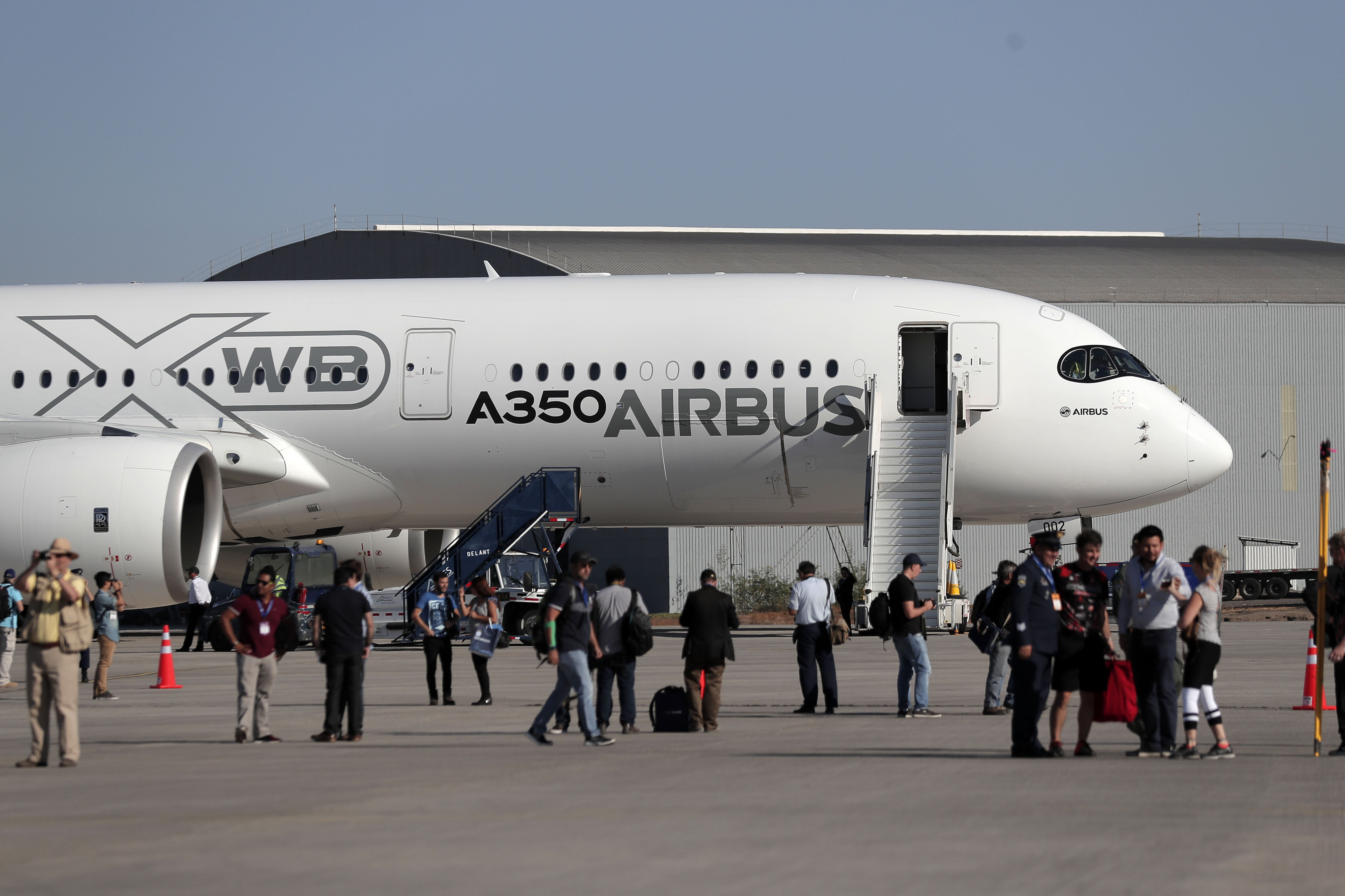 Santiago, 3 de abril de 2018
Airbus A350 XWB en su presentación durante Feria Internacional del Aire y del Espacio FIDAE 2018

Javier Torres/aton chile