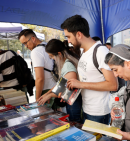 Libros Libres, actividad de la Universidad de Chile por la conmemoración del día del libro.