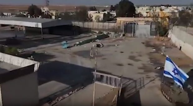 Israel ocupa lado palestino del cruce de Rafah