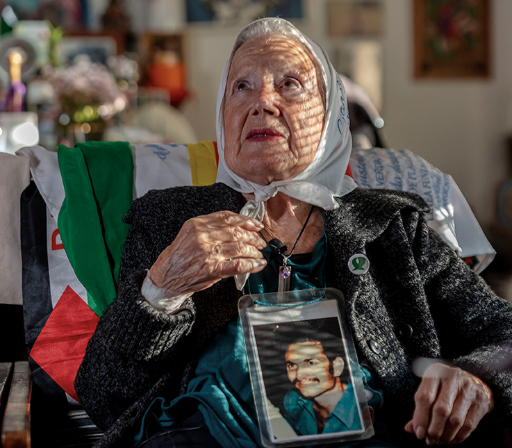 Falleció Nora Cortiñas, cofundadora de las madres de Plaza de Mayo e incansable defensora de los derechos humanos « Diario y Radio Universidad Chile