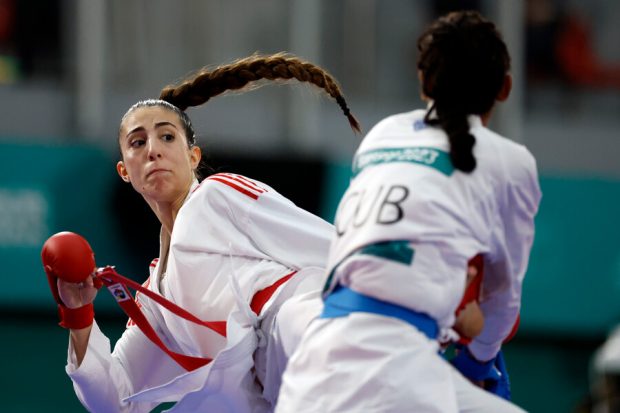 La chilena Valentina Toro es parte del equipo que consiguió la clasificación al Mundial de Karate. Foto: Andres Piña/Santiago 2023 via Photosport.
