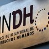 Placa del Instituto Nacional de Derechos Humanos.