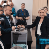 Marine Le Pen vota en las legislativas de Francia 2024. (Foto ATON)