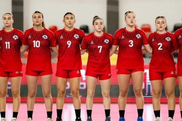 La selección juvenil femenina de balonmano enfrentará a Suiza por la segunda fecha del Mundial. Foto: IHF.