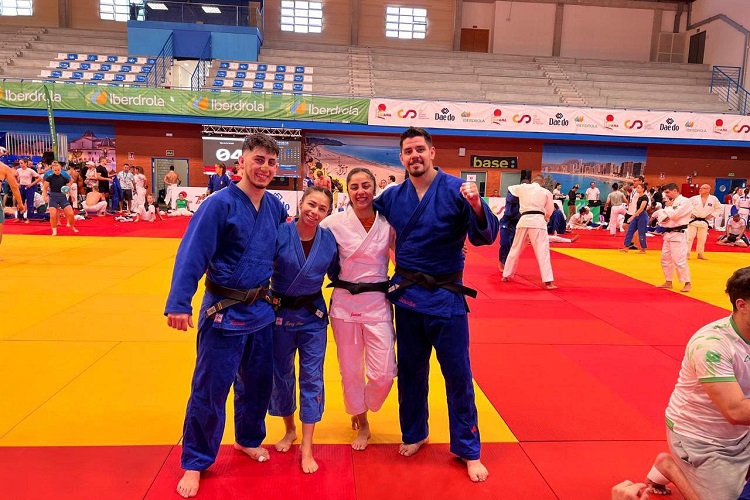El Team Chile de judo presente en París 2024. Foto: Comunicaciones Deporte Azul.