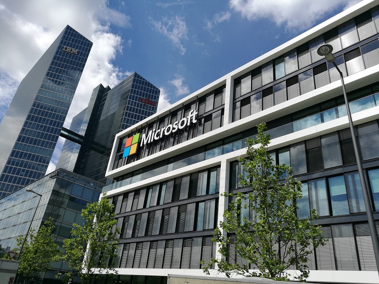 La empresa Microsoft ha sido la más afectada a nivel global por la falla. Foto: Wikimedia Commons.