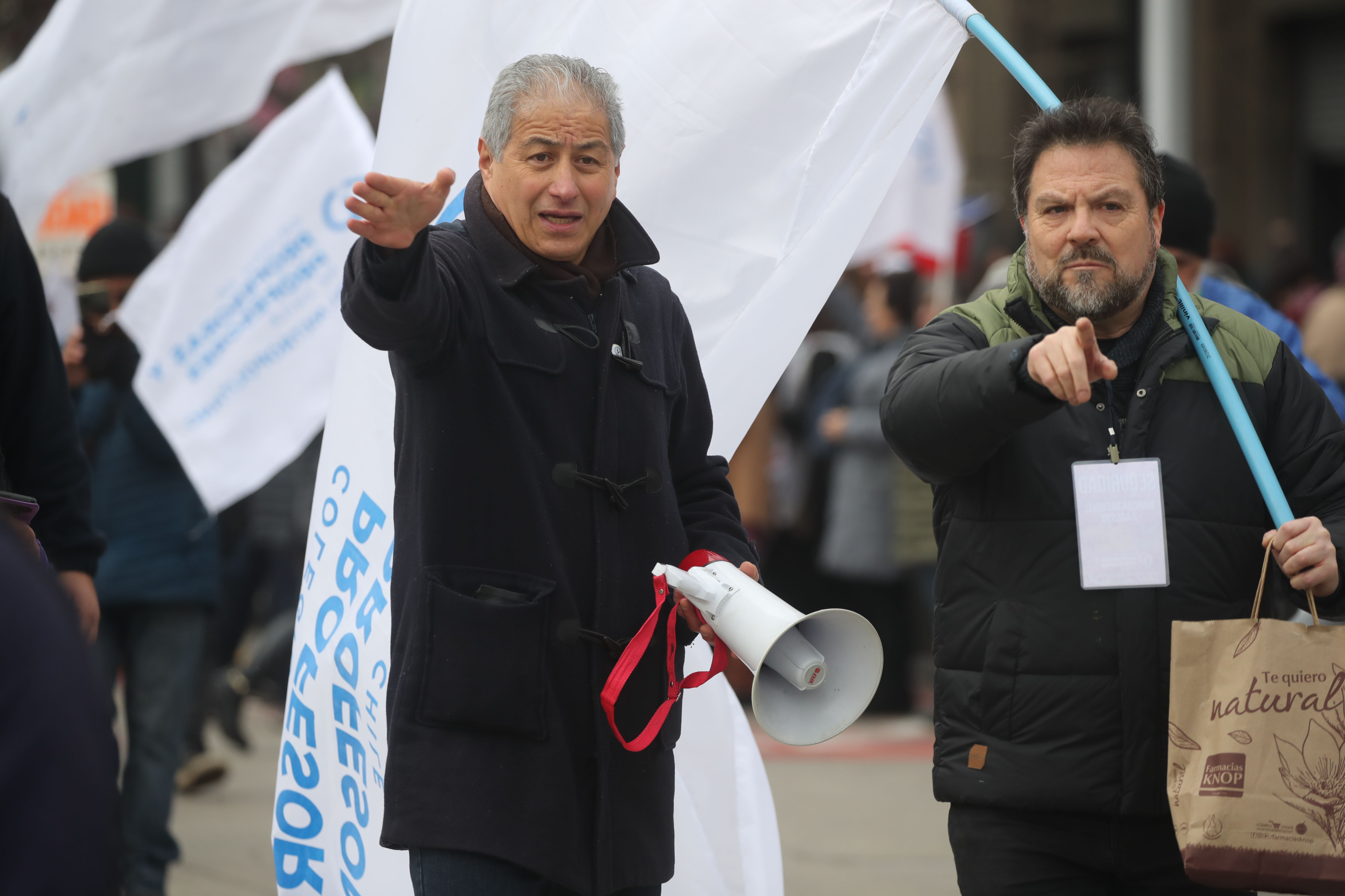 Santiago, 7 de agosto 2024
Colegio de Profesoras y Profesores realiza Paro Nacional en contra el acoso, agobio, maltrato y agresiones en los colegios.
Jonnathan Oyarzun/Aton Chile