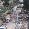 El episodio climático del pasado 1 de agosto, que presentó vientos de más de 120 km por hora en la capital, dejó a miles de clientes sin suministro eléctrico, situación que aún no es solucionada por completo. Foto: @EnelChile