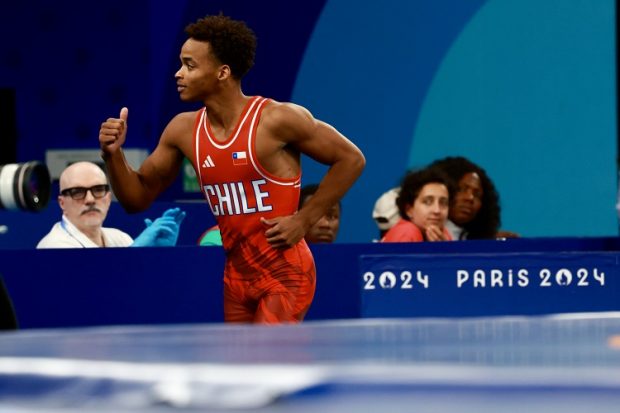 El luchador chileno quedó fuera en la primera ronda de la lucha en París. Foto: Ernesto Zelada/IND.