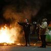 Protestas por corte de luz en calle Los Mares con pasaje Centauro en la comuna de Pudahuel.
Edwin Navarro/Aton Chile.