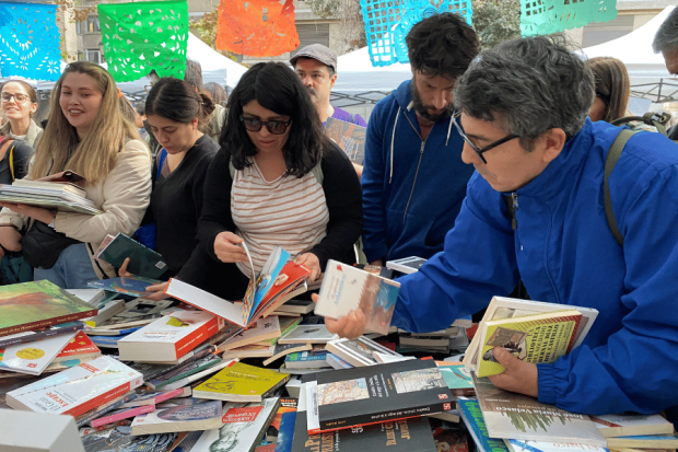 Feria de Remate de Libros