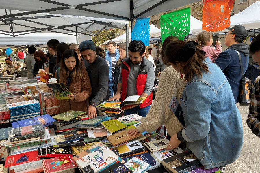 Feria de Remate de Libros