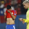 Futbol, Chile vs Brasil.
Primera rueda, clasificatorias al Mundial 2026.
El jugador de la seleccion chilena Dario Osorio, izquierda, se lamenta tras desperdiciar una ocasion de gol contra Brasil durante el partido de las eliminatorias al mundial de 2026 disputado en el estadio Nacional de Santiago, Chile.
10/10/2024
Andres Pina/Photosport

Football, Chile vs Brazil.
World Cup 2026 qualifiers.
Chile's player Dario Osorio, left, reacts after wasting a chance of goal against Brazil during a World Cup 2026 qualifier match at the National stadium in Santiago, Chile.
10/10/2024
Andres Pina/Photosport