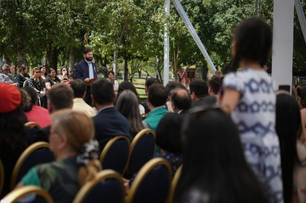 Presidente Gabriel Boric entrega avances sobre la Ley de Responsabilidad Parental. Foto: Ministerio de la Mujer 