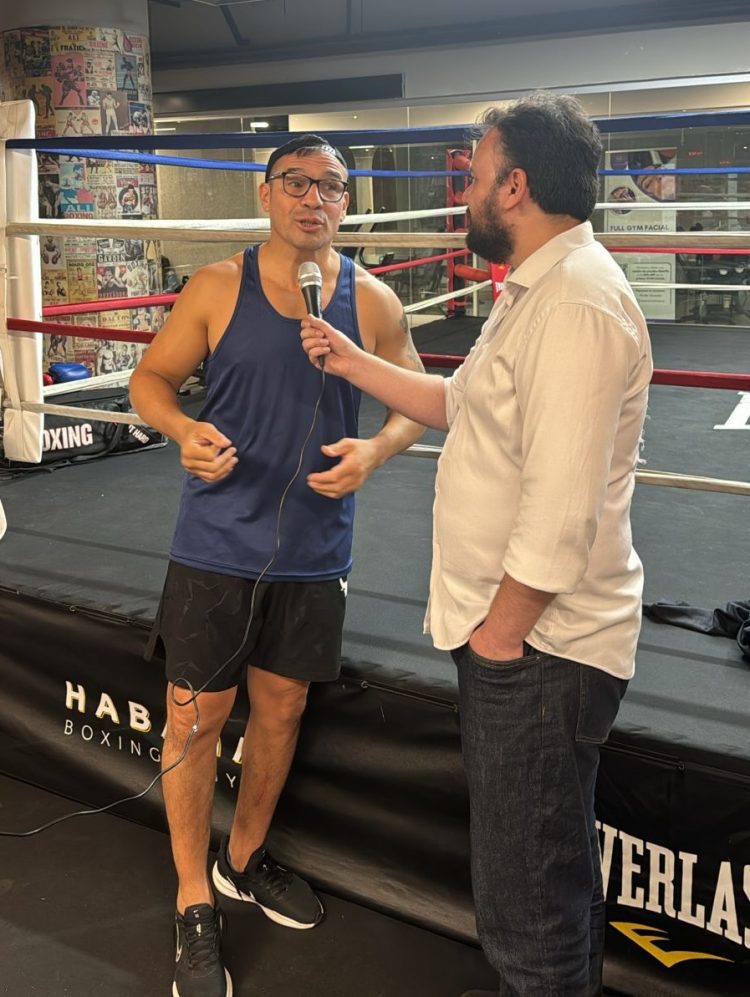 El boxeador trasandino realizó una Master Class en Santiago este fin de semana.