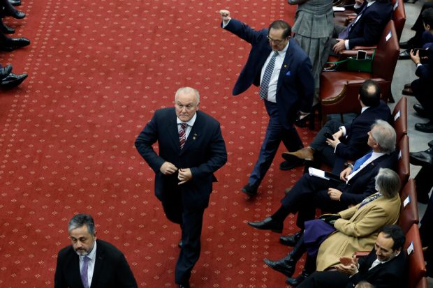 Diputados se retiran durante la Cuenta Publica Presidencial 2024. Foto: Agencia Aton