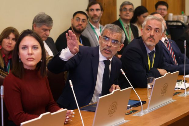 El subsecretario del Interior, Luis Cordero, en la Comisión de Gobierno Interior.