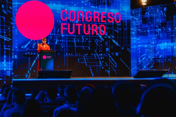 Baronesa Beebam Kidron en Congreso Futuro