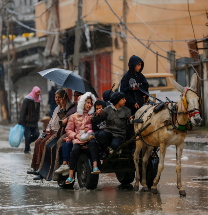 Palestinos volviendo a sus hogares. Foto: UNRWA