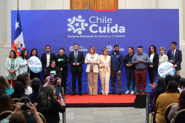 Presidente Boric encabeza puesta en marcha de la Red de Empresas Chile Cuida