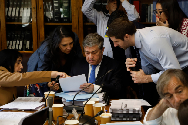 Sesión de la Comisión de Trabajo del Senado. Foto: Aton. 