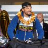 El campeón mundial de Rally Pablo Quintanilla llega al aeropuerto de Santiago.
Marcelo Hernandez/Photosport