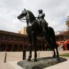 Reubicación estatua General Baquedano