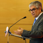 Mario Marcel realiza una intervención en el Icare 2025.
