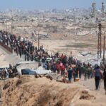 Declaración pública cuestiona al embajador de Israel en Chile por “injerencias” y defensa de ofensiva en Gaza Miles de palestinos intentan llegar al norte del enclave.